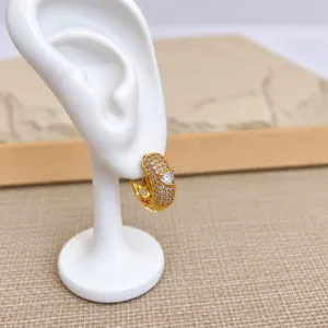 BRINCO ARGOLA CRAVEJADA COM CORAÇÃO CRISTAL 2CM
