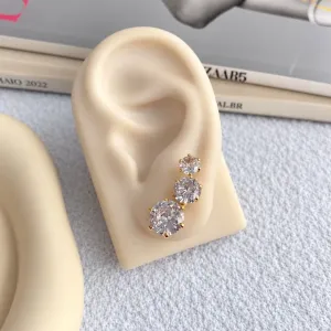 BRINCO EAR CUFF 3 PONTOS DE LUZ COM TARAXA ASA