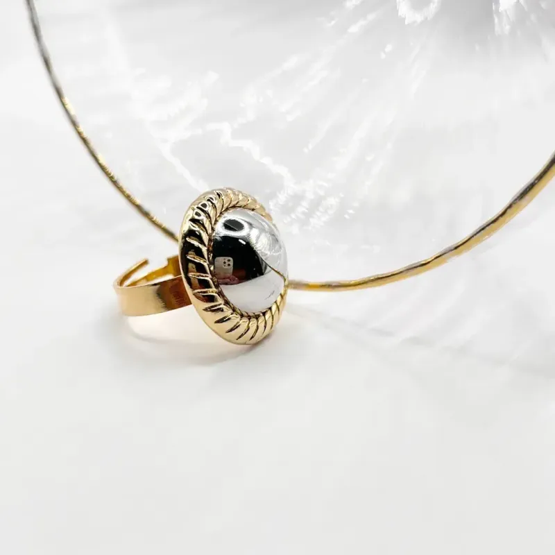 ANEL AJUSTÁVEL BOTÃO - EM DOURADO E RÓDIO BRANCO