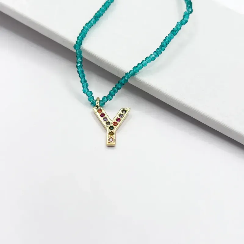 COLAR LETRA COLORIDA COM COLAR CRISTAL VERDE - Y
