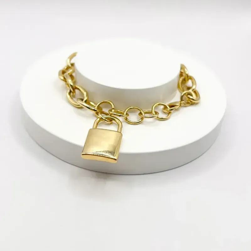 PULSEIRA ELOS COM CADEADO