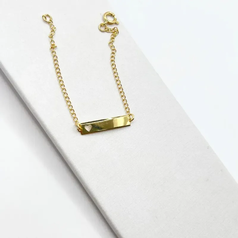 PULSEIRA PLACA INFANTIL COM CORAÇÃO VAZADO
