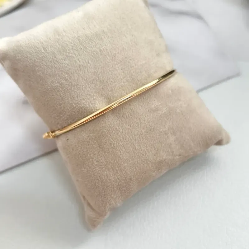 BRACELETE FINO COM TRAVA DE JOALHERIA