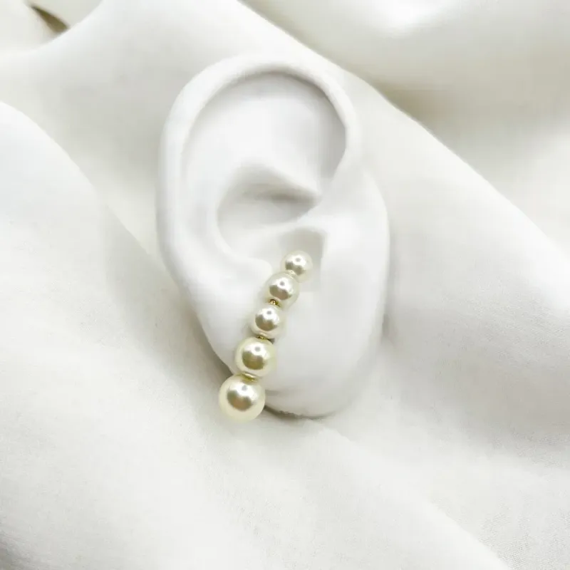 BRINCO EAR HOOK PÉROLAS