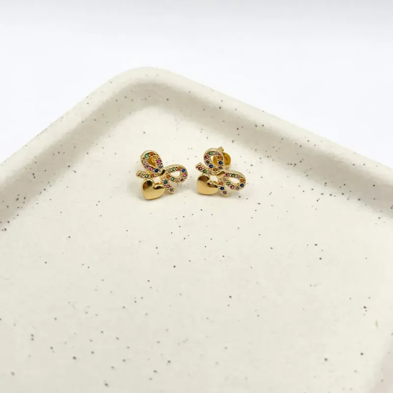BRINCO LAÇO ZIRCONIAS COLORIDAS E CORAÇÃO
