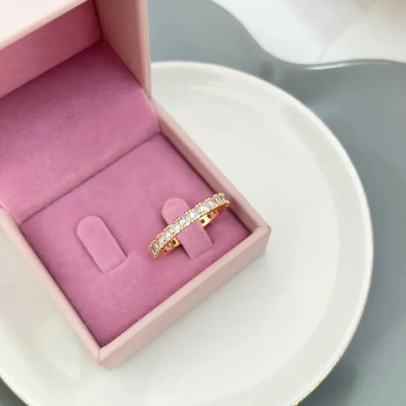 ANEL TODO EM ZIRCONIAS 3MM