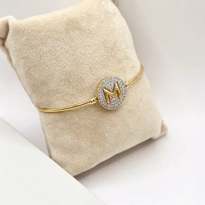 BRACELETE LETRA COM ENCAIXE CRAVEJADO - M