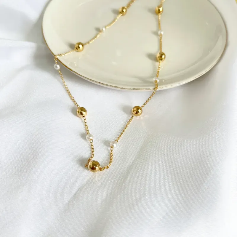 COLAR  CHOKER PÉROLAS E BOLINHAS 3D  45CM