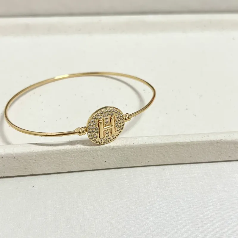 BRACELETE LETRA COM ENCAIXE CRAVEJADO