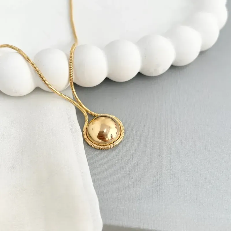 COLAR CHOKER RABO DE RATO COM MEIA ESFERA