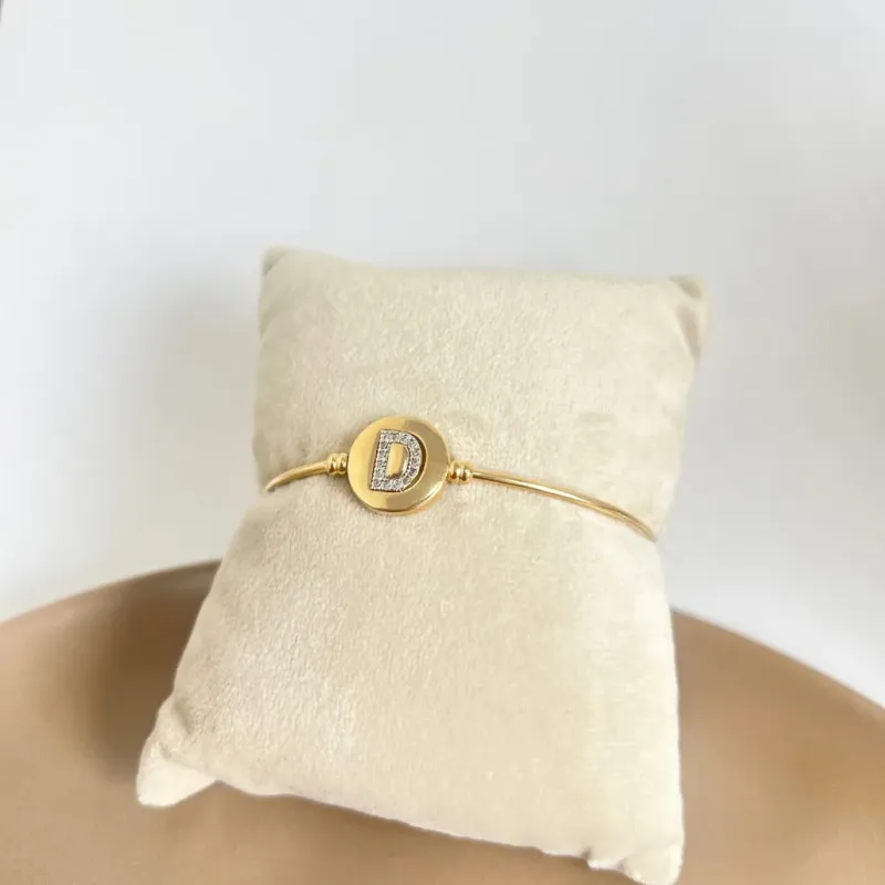 BRACELETE LETRA COM ENCAIXE LISO - D