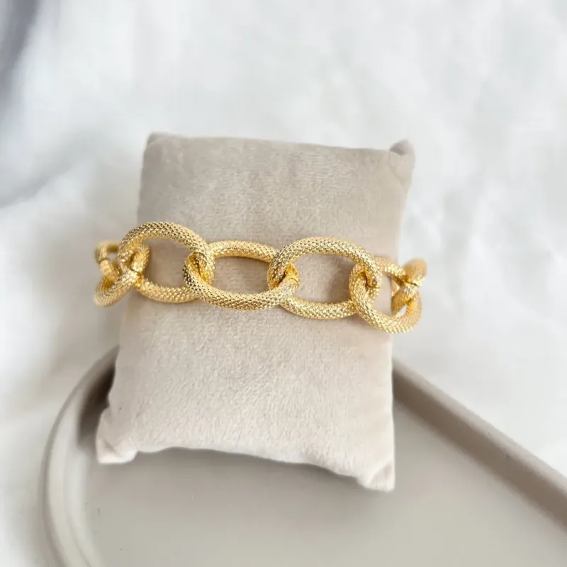 PULSEIRA ELOS MAXI TRABALHADOS
