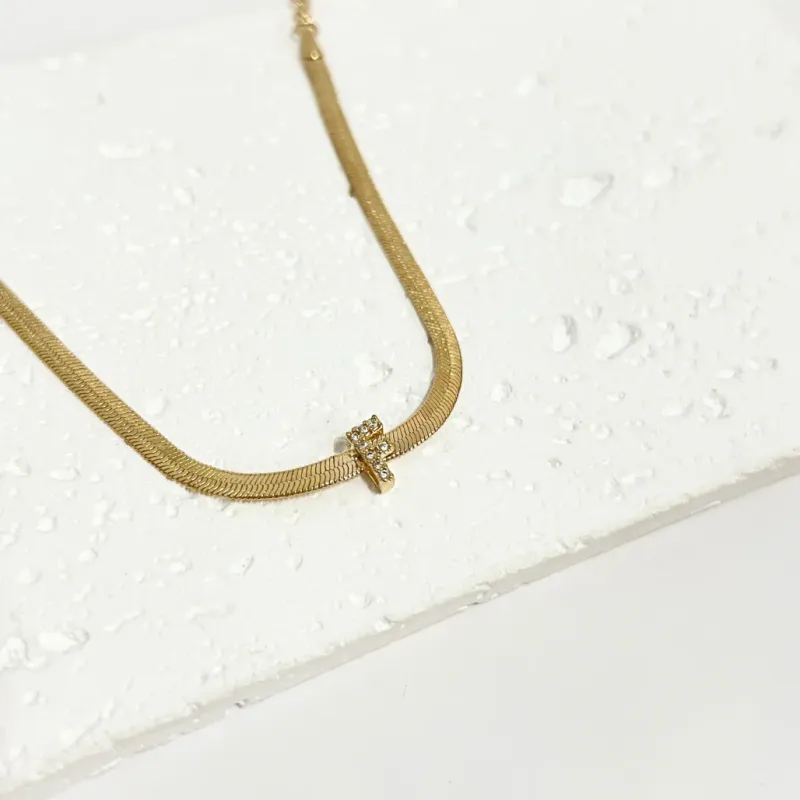 PULSEIRA FITA ITALIANA COM LETRA CRAVEJADA - F