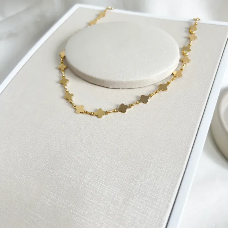 COLAR CHOKER MINI TREVO DE CHAPA 40CM