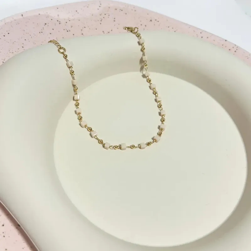 PULSEIRA BOLINHAS E PEDRAS QUADRADAS SALMÃO
