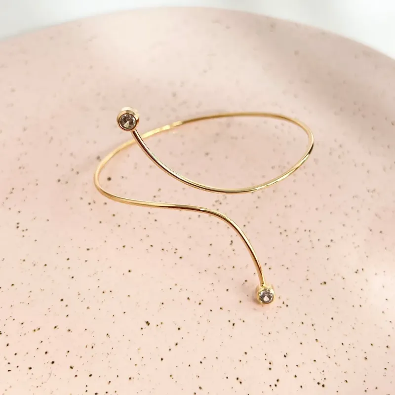 BRACELETE FIO COM PONTOS DE LUZ