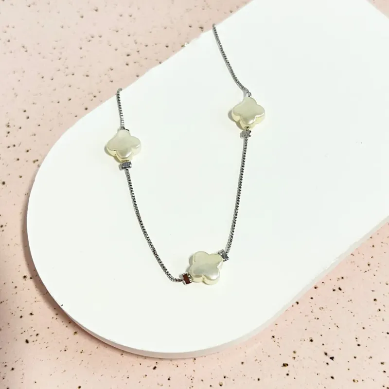 PULSEIRA 3 TREVOS DE PÉROLA