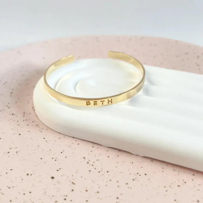 BRACELETE PERSONALIZADO COM CORTE A LASER - BETH