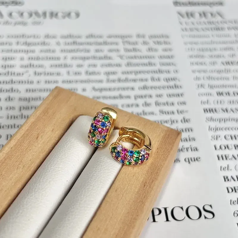 BRINCO ARGOLA ARTICULADA ZIRCONIAS COLORIDAS