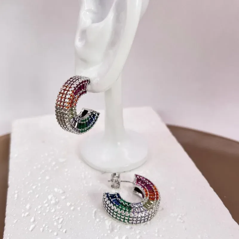 BRINCO ARGOLA PINO ZIRCONIAS COLORIDAS