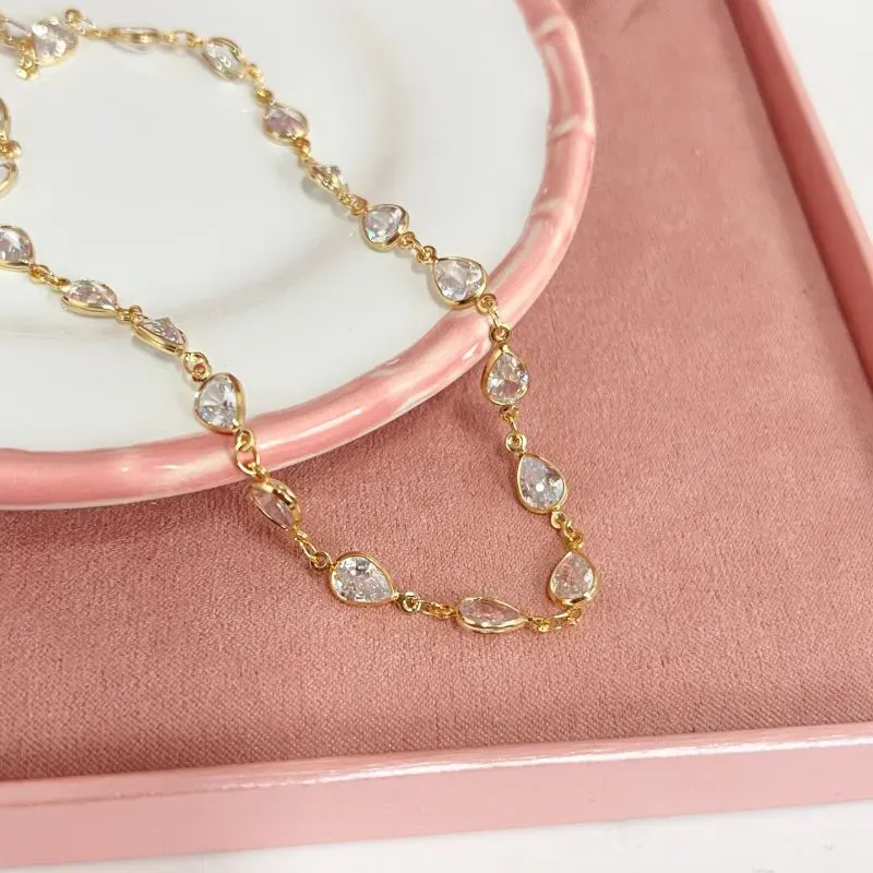 COLAR CHOKER GOTAS
