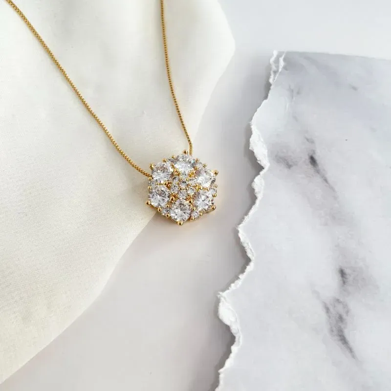 COLAR PINGENTE ZIRCONIAS LUXO FLOR
