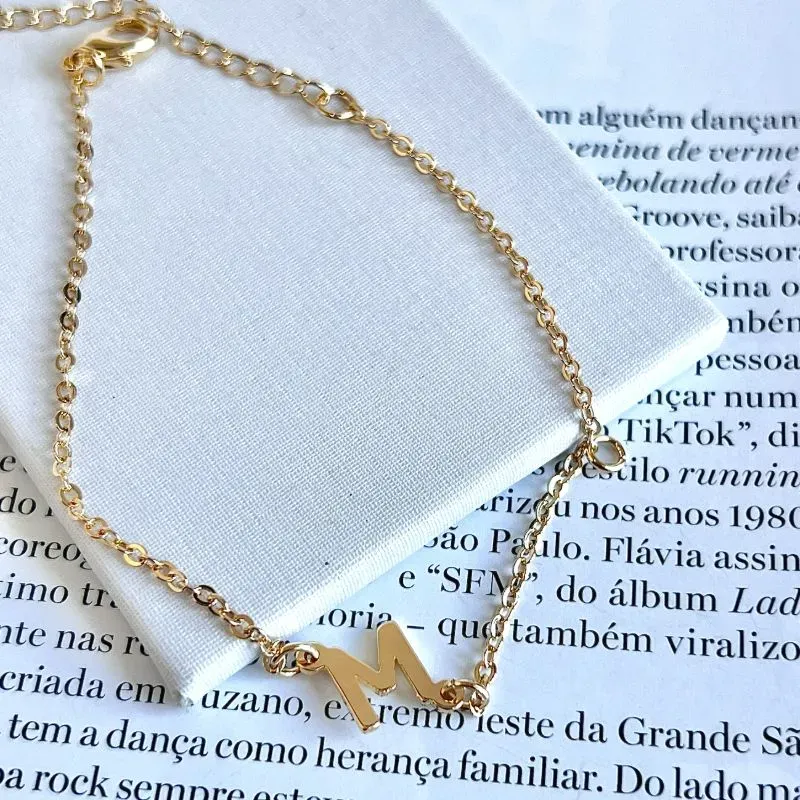 PULSEIRA LETRA TORTA - M