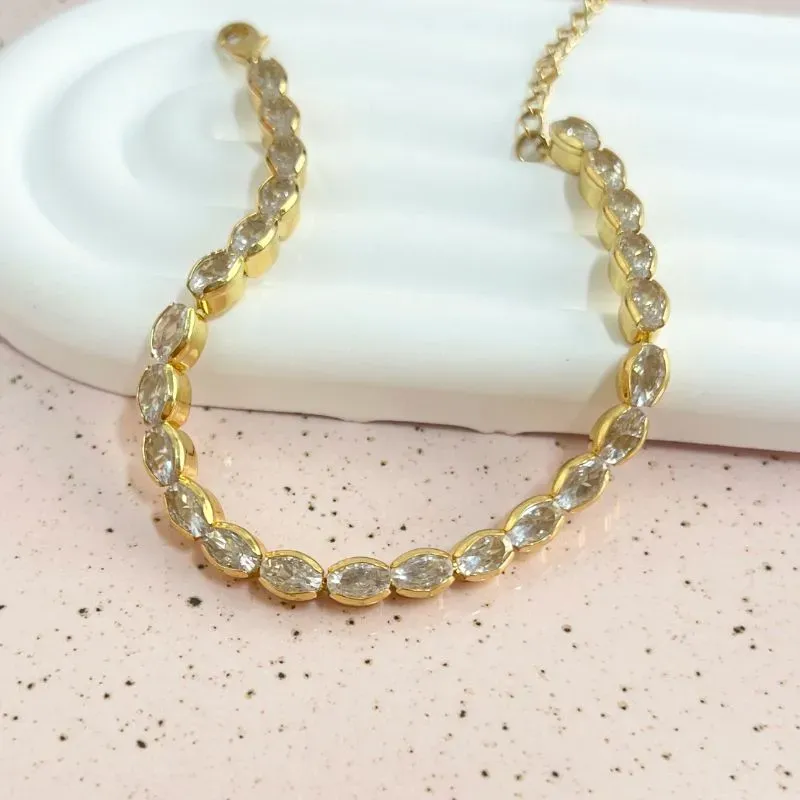PULSEIRA PEDRA BAGUETE COM CRAVAÇÃO INGLESA