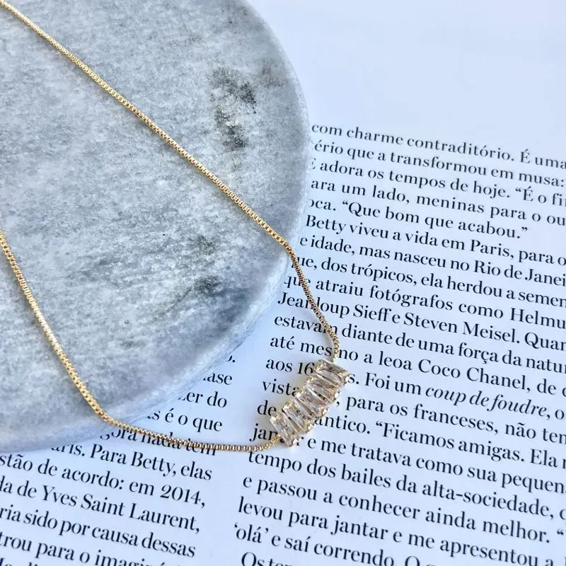 COLAR CHOKER 5 BAGUETES