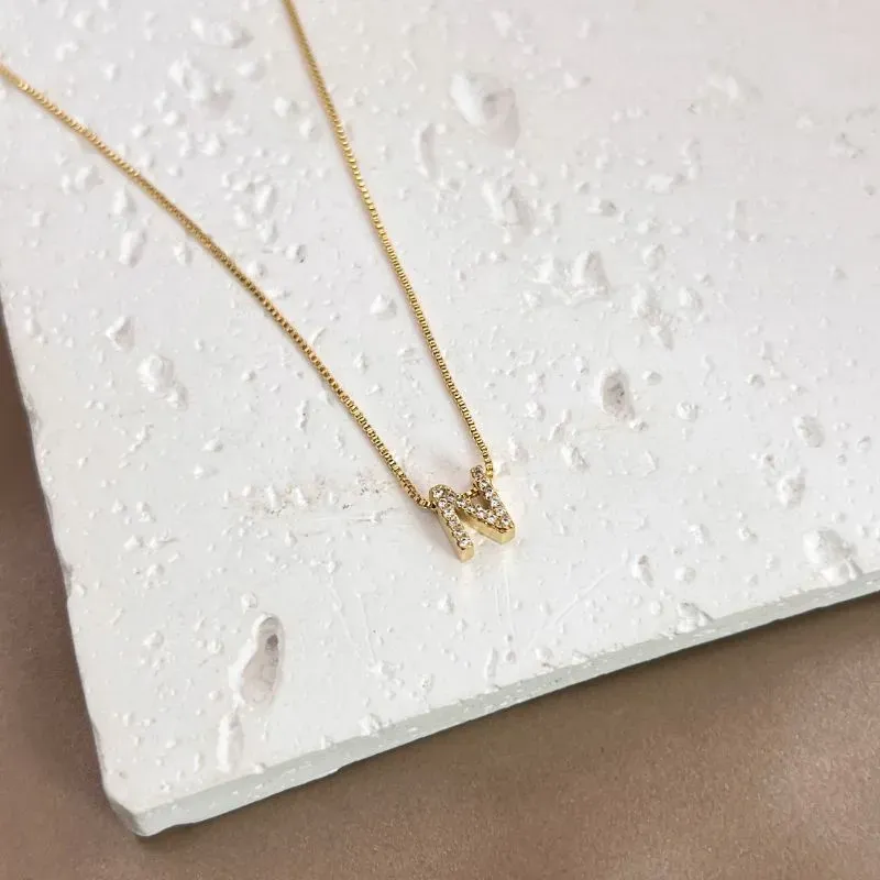 COLAR MINI LETRA CRAVEJADA MICRO ZIRCONIAS - N