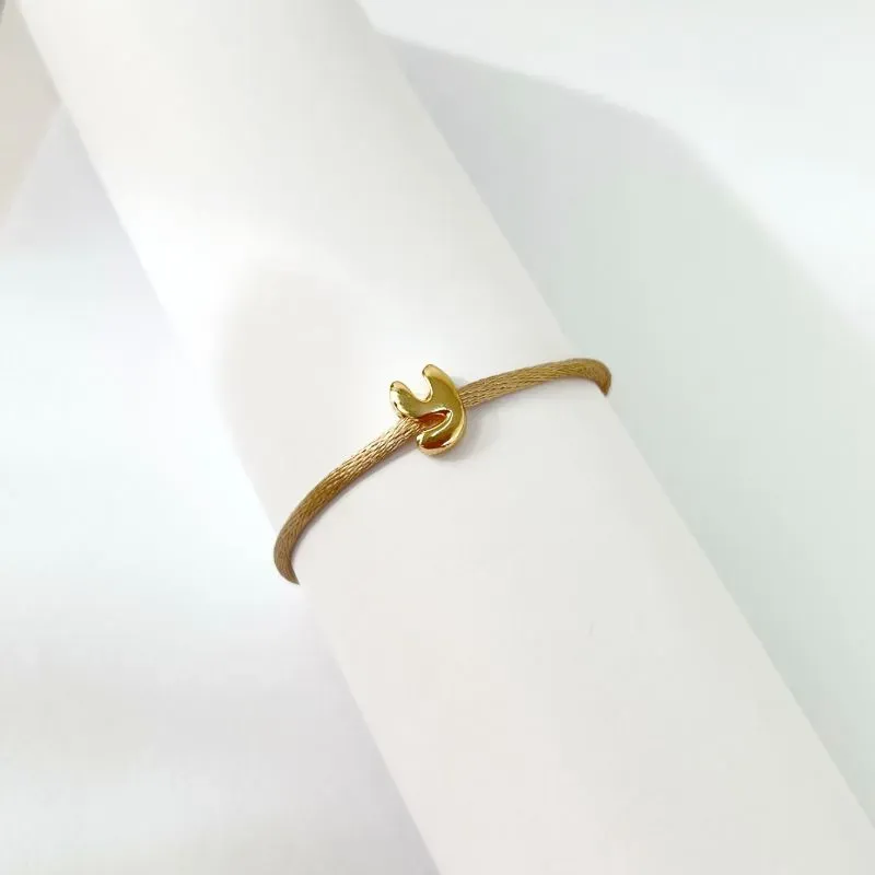PULSEIRA FIO DE CERA COM PINGENTE DE LETRA - Y