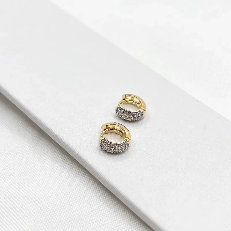 BRINCO ARGOLA ARTICULADA CRAVEJADA