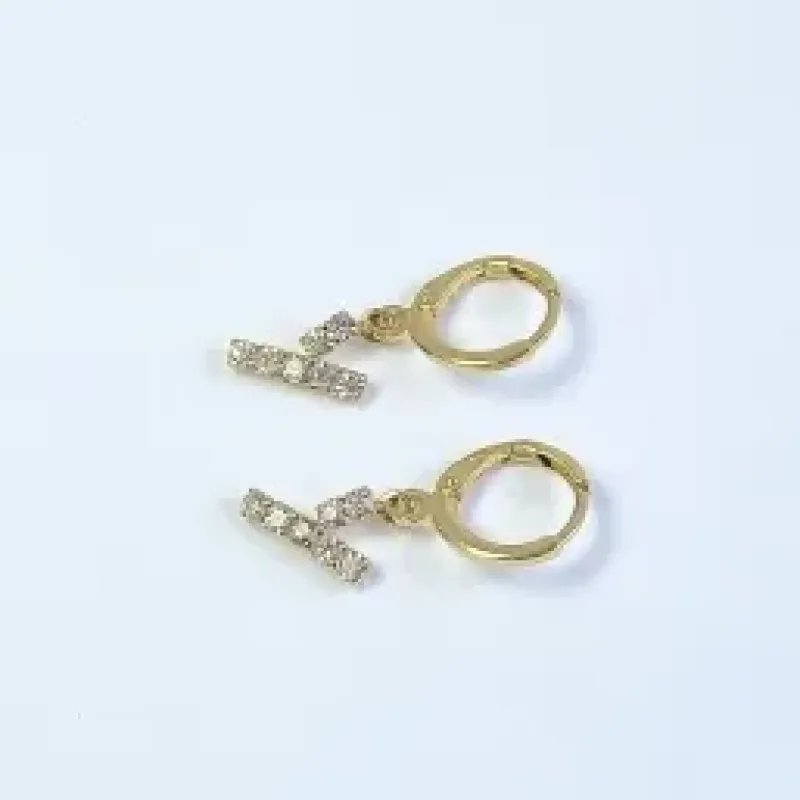 BRINCO ARGOLA DE CLICK LETRAS STRASS - Y