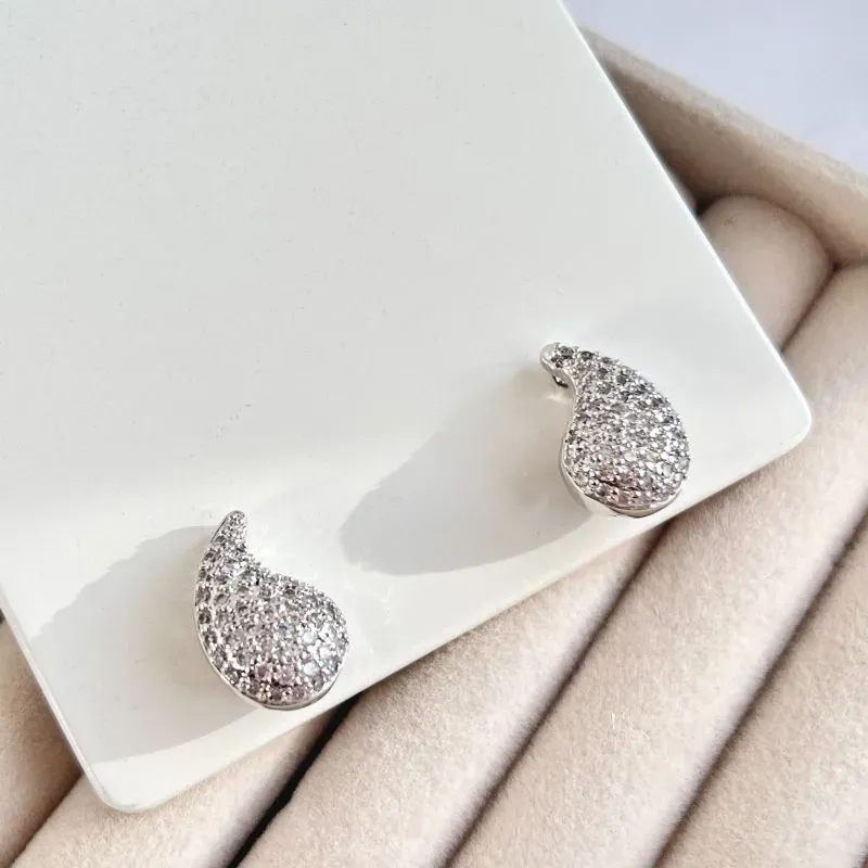 BRINCO GOTA CRAVEJADA