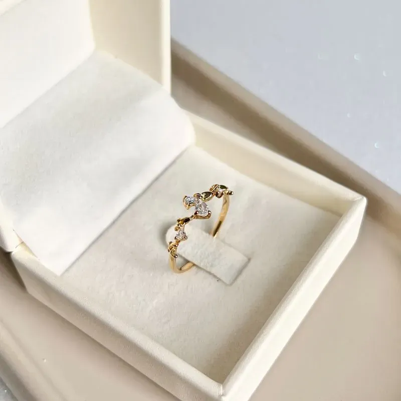 ANEL BORBOLETAS COM PEDRA DE ZIRCONIA