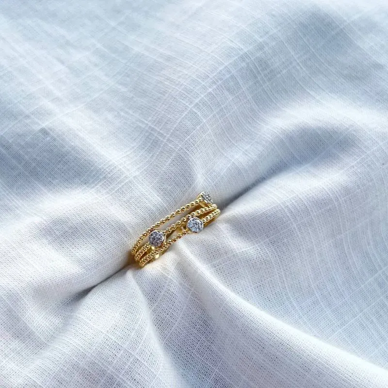 ANEL 3 AROS COM DETALHES EM BOLA DE MICRO ZIRCONIA