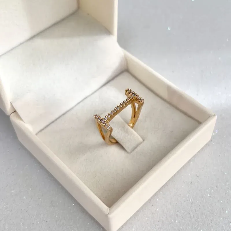 ANEL AJUSTÁVEL LETRA CRAVEJADA HORIZONTAL - I