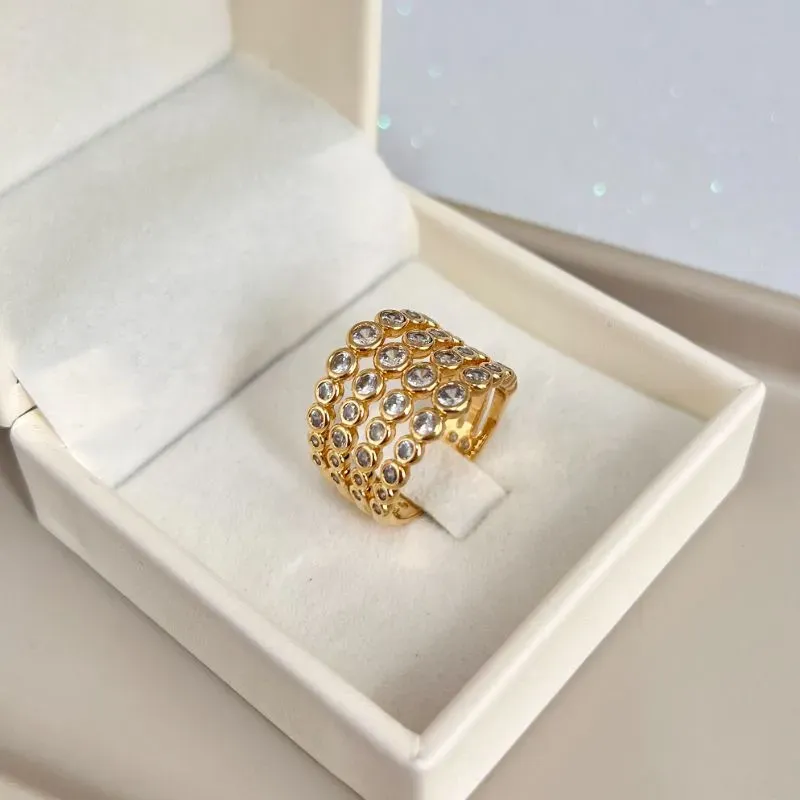 ANEL VÁRIOS PONTO DE LUZ COM CRAVAÇÃO INGLESA