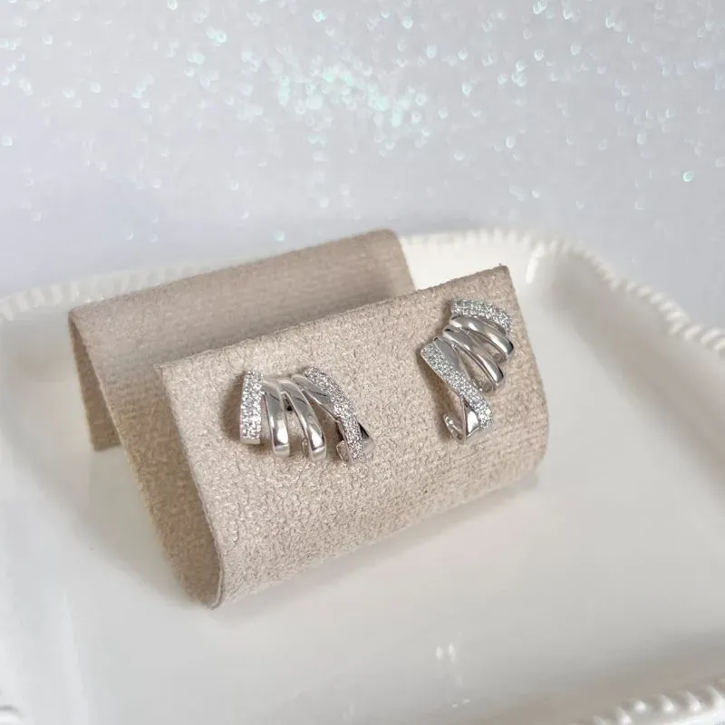 BRINCO EAR CUFF FIOS LISOS E CRAVEJADOS