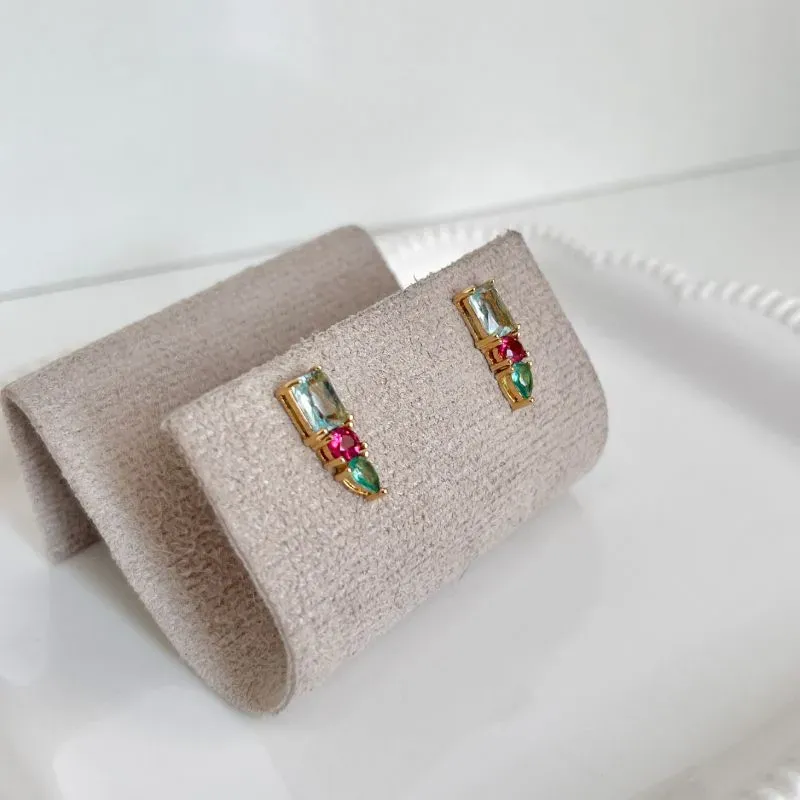 BRINCO EAR CUFF PEDRAS