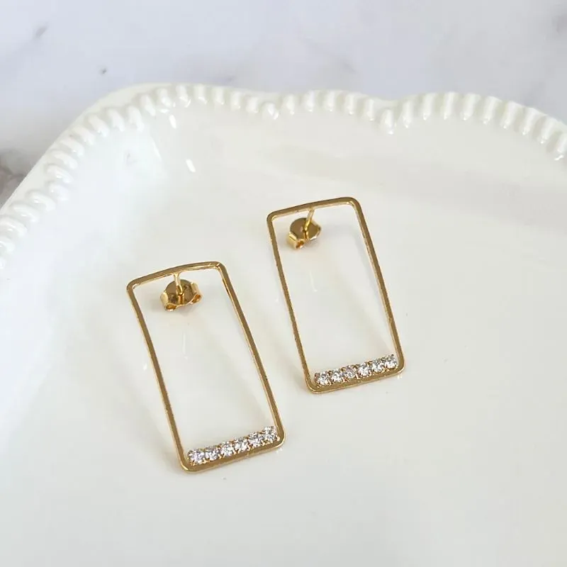 BRINCO RETÂNGULAR COM RIVIERA