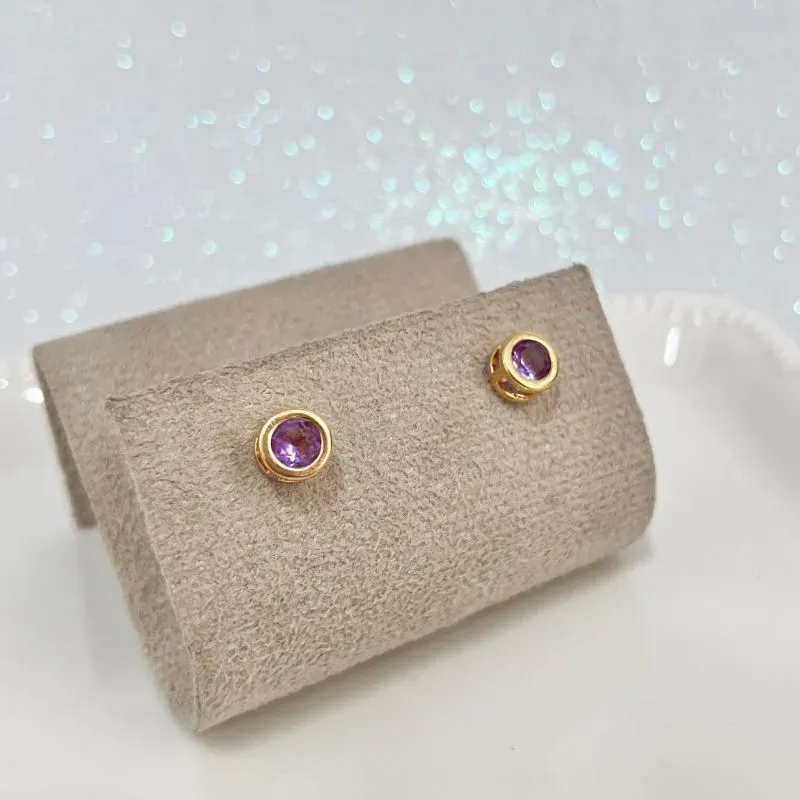 BRINCO ZIRCONIA REDONDA CRAVAÇÃO INGLESA - LILÁS