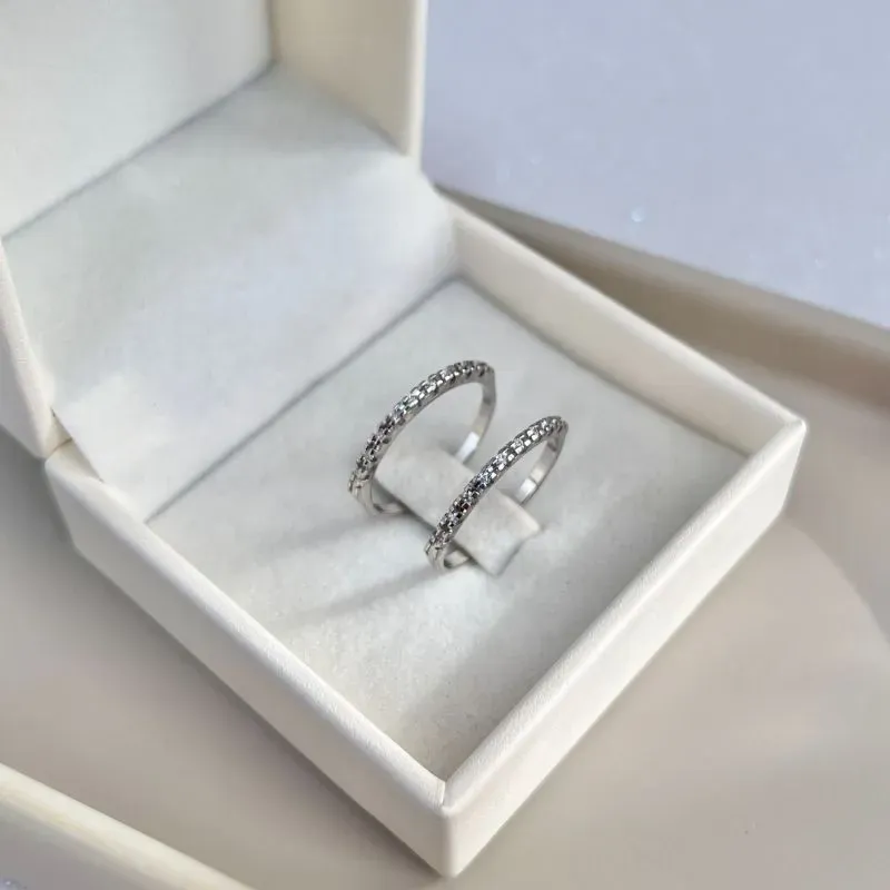 PAR DE APARADOR DE ALIANÇAS FINO ZIRCONIA