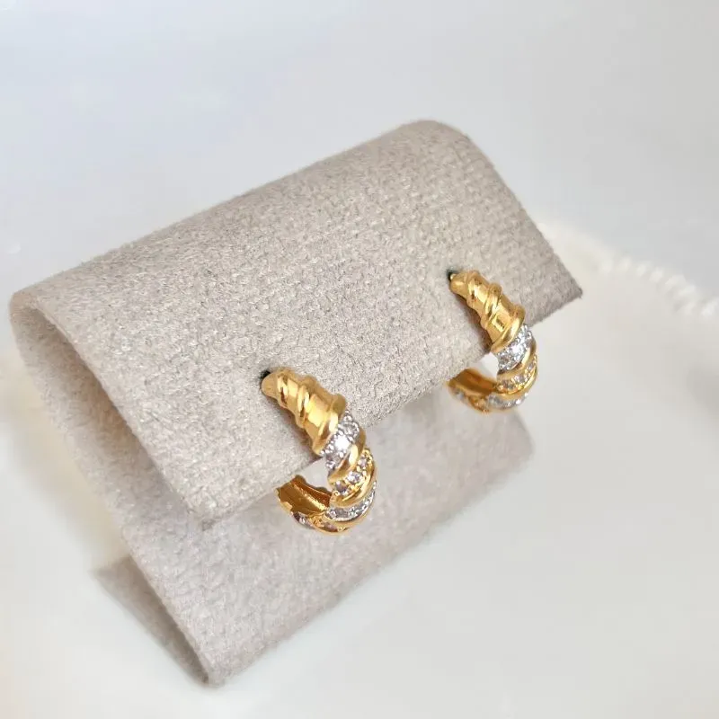 BRINCO ARGOLA PINO GRANDE CROASSAN COM ZIRCONIAS