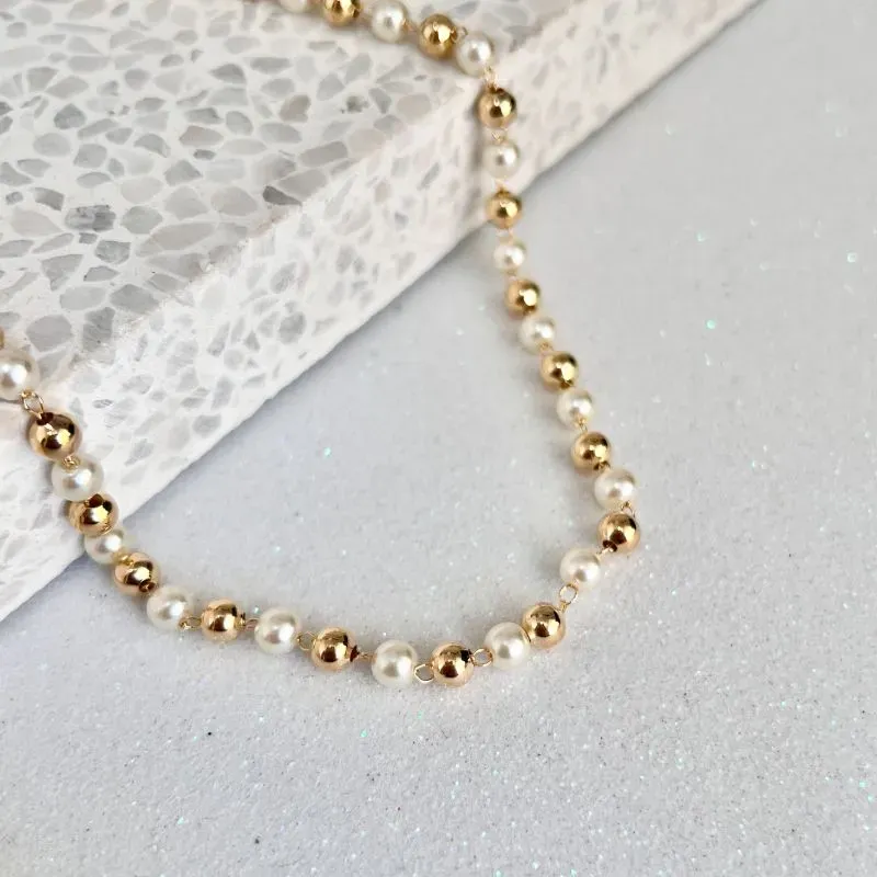 COLAR BOLINHAS E PÉROLAS 45CM