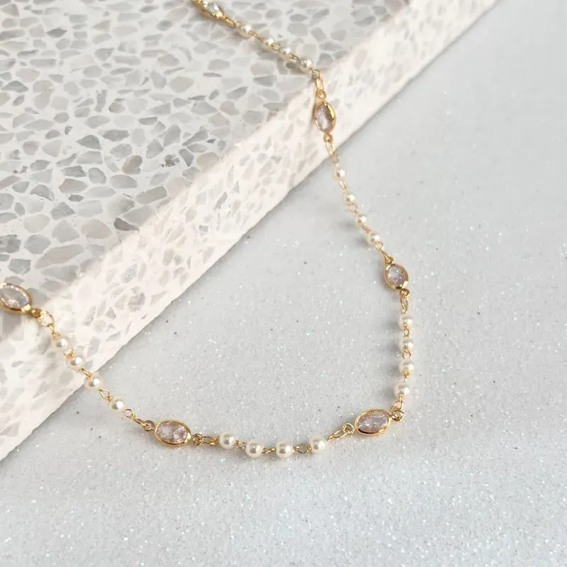 COLAR CHOKER PÉROLAS E ZIRCONIAS OVAL 45CM