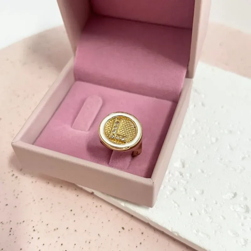 ANEL DEDINHO LETRA RESINA - L