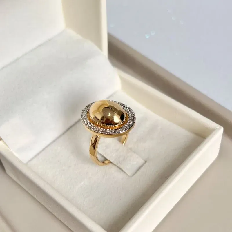 ANEL OVAL COM CÍRCULO DE MICRO ZIRCONIA