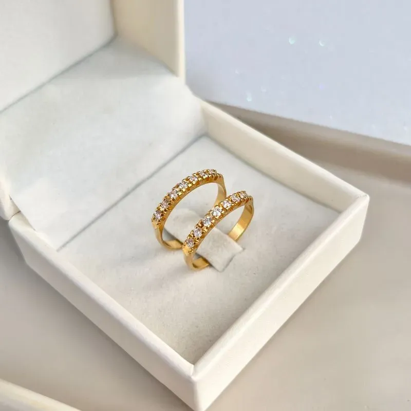 APARADOR (PAR) DE ALIANÇAS GROSSA ZIRCONIAS