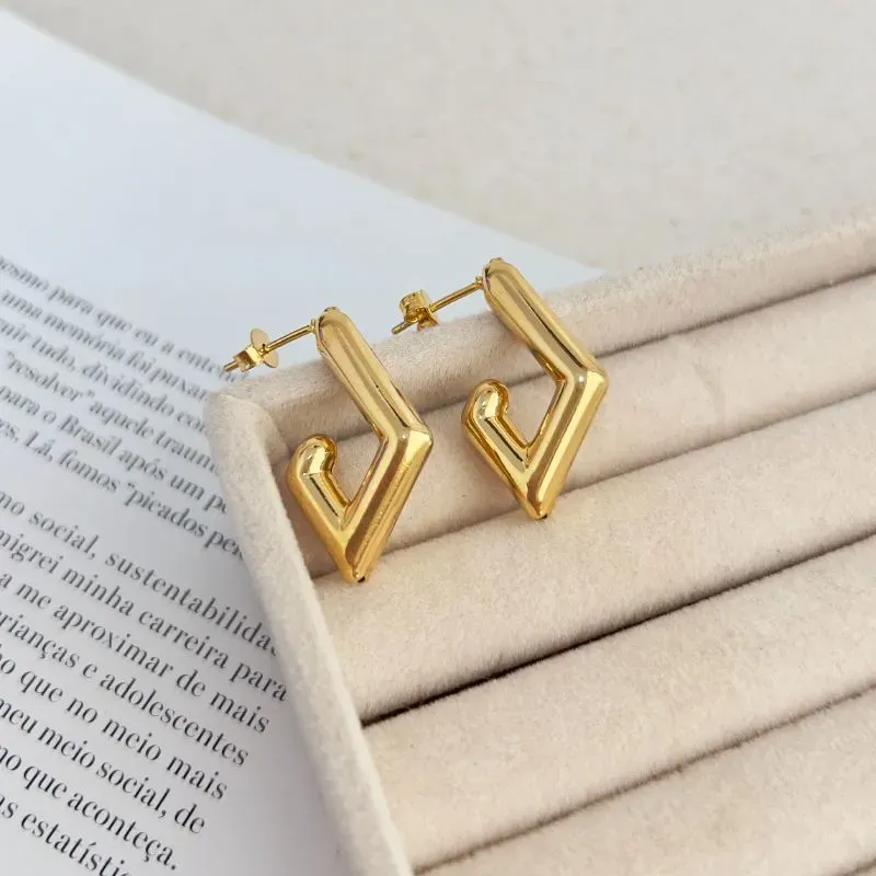 ARGOLA TUBO DIFERENTE